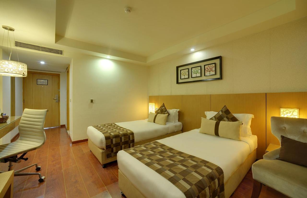 Siamton Inn- A Cygnett Collection Kolkata Bagian luar foto