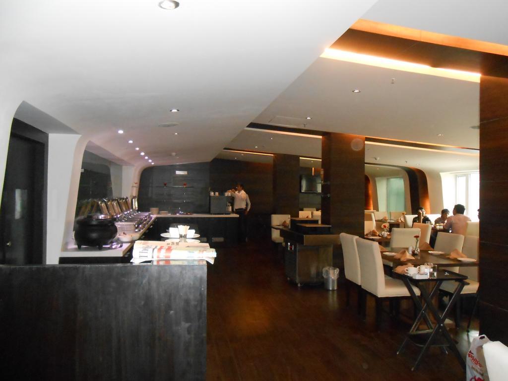 Siamton Inn- A Cygnett Collection Kolkata Bagian luar foto